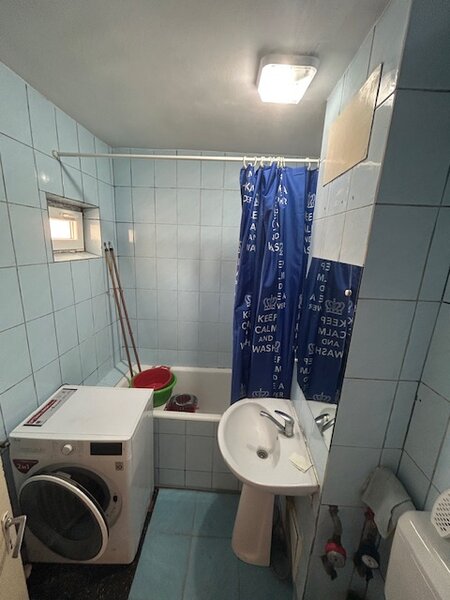 Berceni, Obregia, stradal, bloc reabilitat, ap. 3 camere 8 min. metrou.